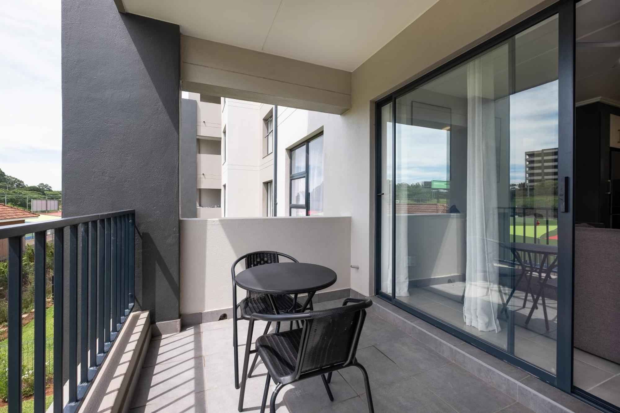 Ballito Village Luxury Apartments Eksteriør bilde
